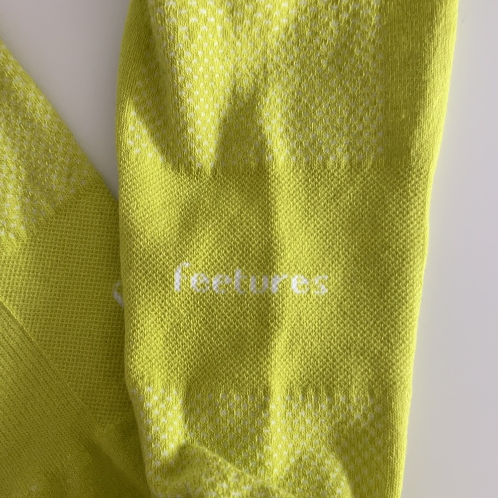FEETURES High Performance LowCut NoShow Tab Socks - Picture 5 of 5